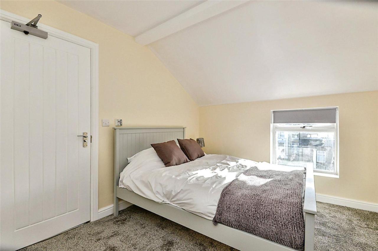 Beautiful Townhouse In Morecambe Eksteriør billede