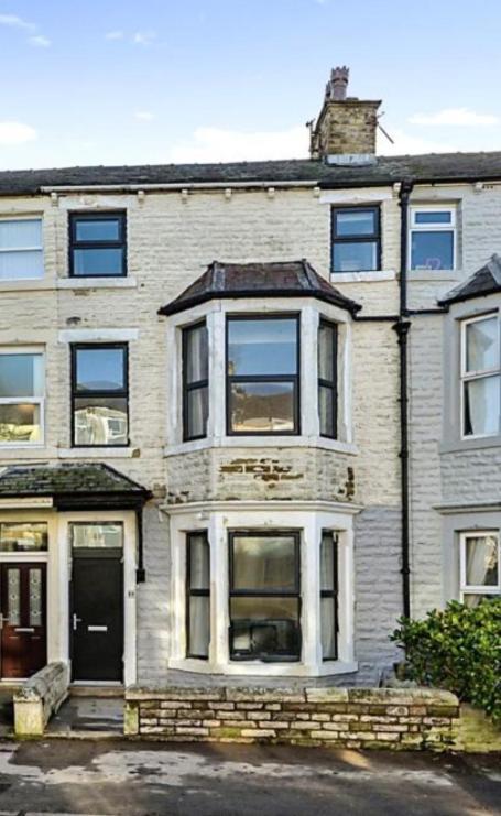 Beautiful Townhouse In Morecambe Eksteriør billede